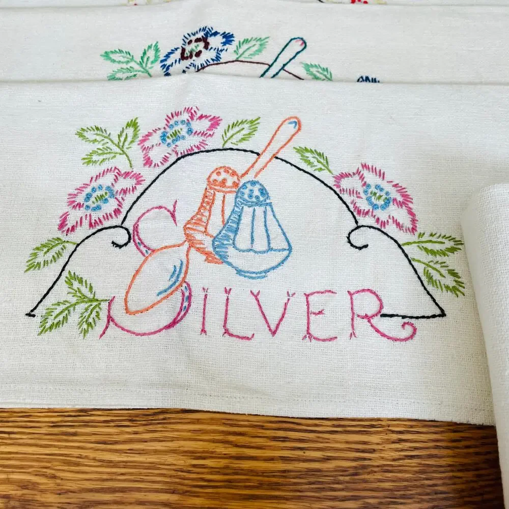 Vintage Linen Embroidered Towels Silver & Flowers Very Nice Set of 4 Cottagecore